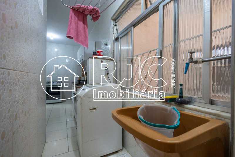 original895073884-442.80258589 - 16