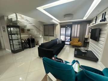 Imperdível - Cobertura à venda Rua Dona Maria, Tijuca, Rio de Janeiro - R$ 1.790.000 - MBCO40262