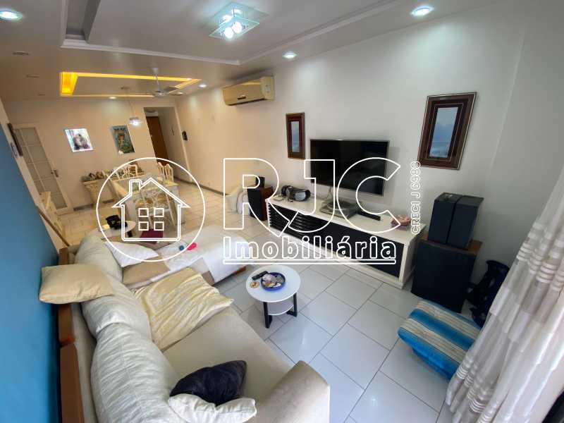Conheça 9 do imóvel - Apartamento à venda Rua Pontes Correia, Andaraí, Rio de Janeiro - R$ 795.000 - MBAP35927 - 9 9 - 9