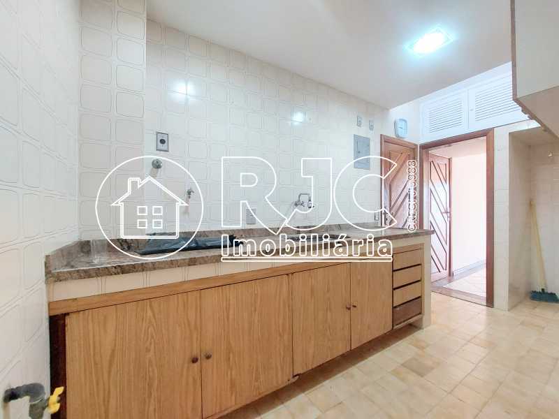 20251007_151704 - 25