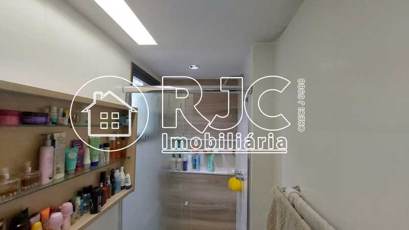 20251002_160445 - 14