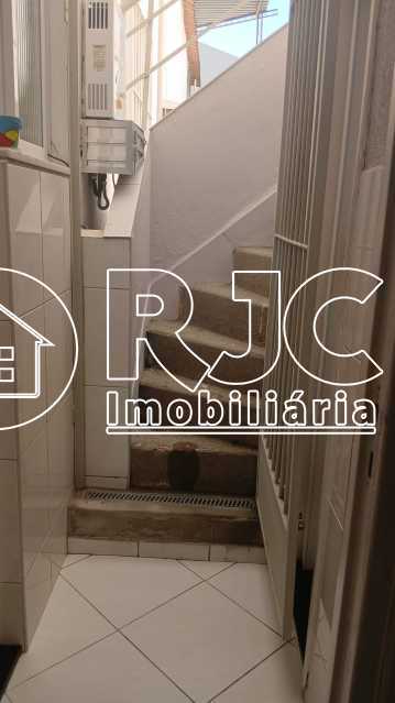 WhatsApp Image 2025-10-27 at 1 - 27