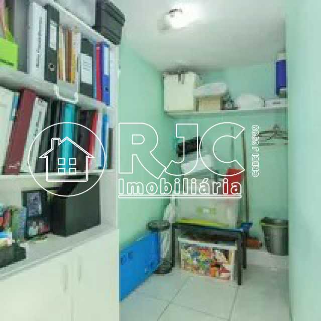 imgi_17_original894977744-940. - 10