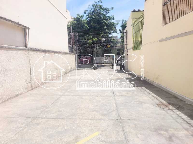 original_9bceb07a-465e-4444-99 - 19