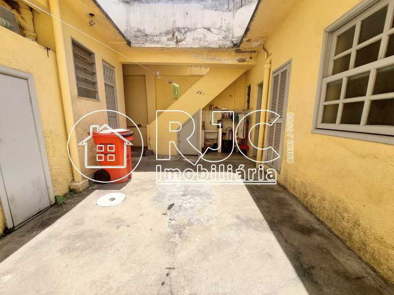 original_39d90d75-4cfe-4468-8d - 24