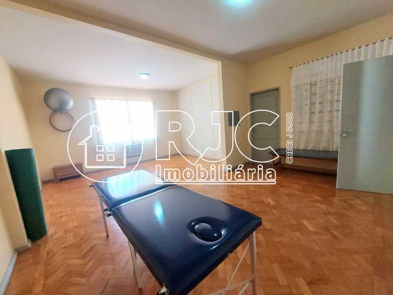 original_95c80017-5e11-4f0c-9e - 5