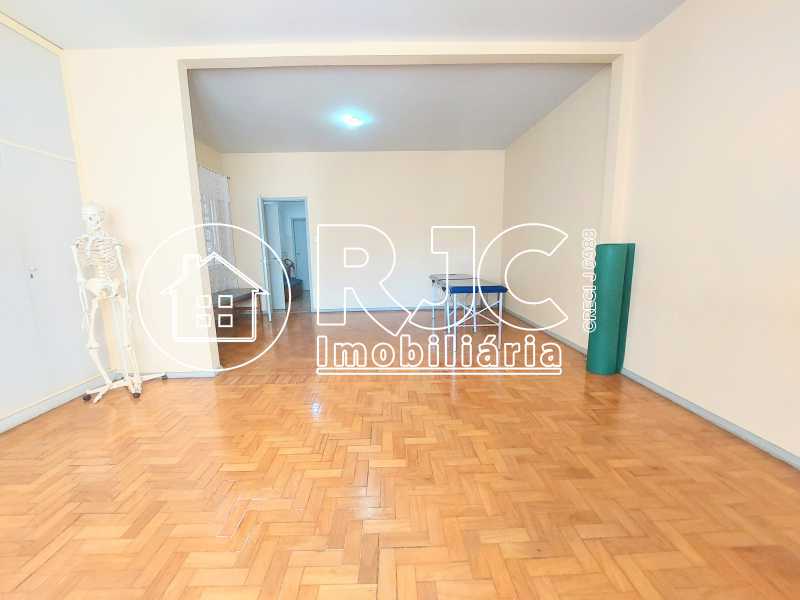 original_04224793-38cb-4974-b8 - 4