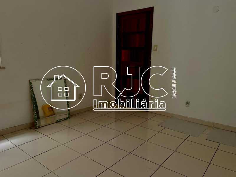 WhatsApp Image 2025-11-19 at 1 - 5