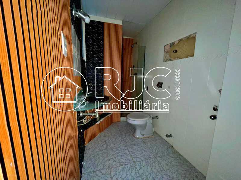 WhatsApp Image 2025-11-19 at 1 - 14