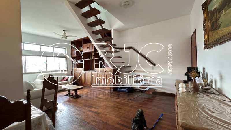 WhatsApp Image 2025-11-27 at 1 - 3