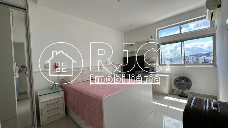 WhatsApp Image 2025-11-27 at 1 - 7