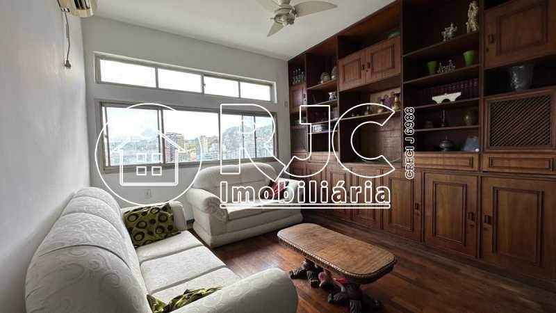 WhatsApp Image 2025-11-27 at 1 - 12