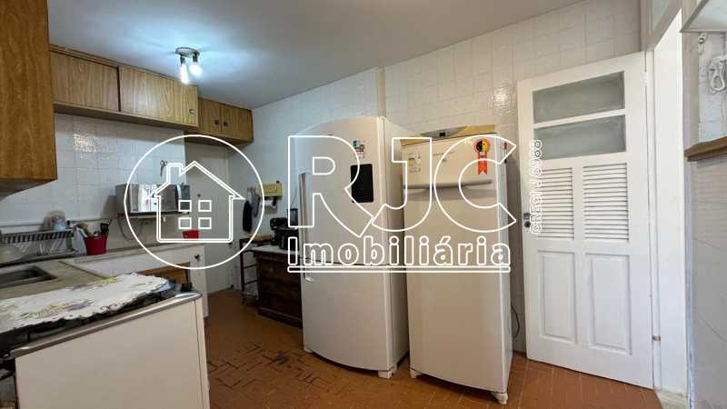 WhatsApp Image 2025-11-27 at 1 - 14