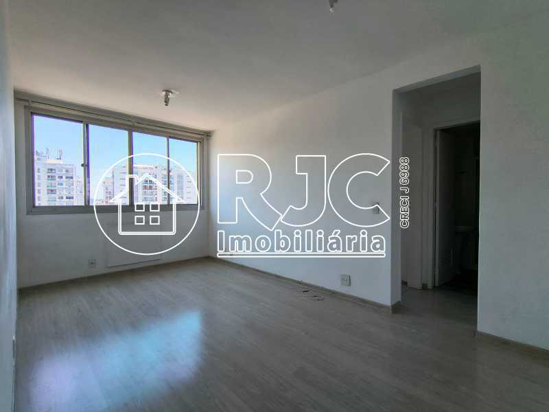 Conheça 10 do imóvel - Apartamento à venda Rua do Bispo, Rio Comprido, Rio de Janeiro - R$ 260.000 - MBAP11703 - 11 10 - 11