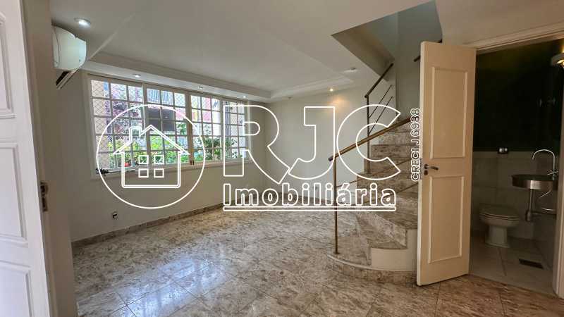 WhatsApp Image 2025-12-15 at 1 - 3