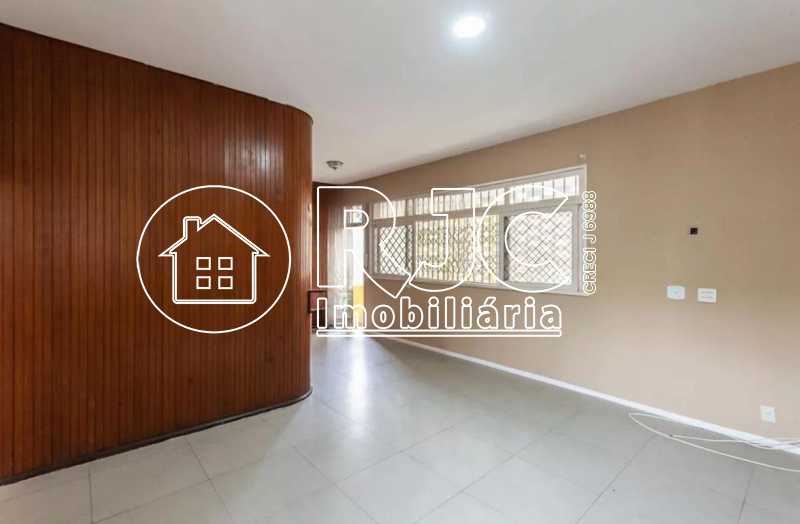 WhatsApp Image 2025-12-04 at 1 - 1