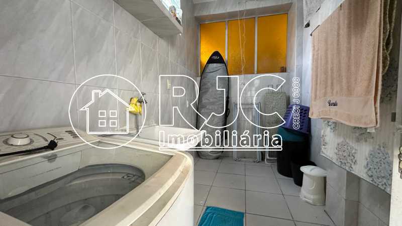 WhatsApp Image 2025-12-04 at 1 - 15