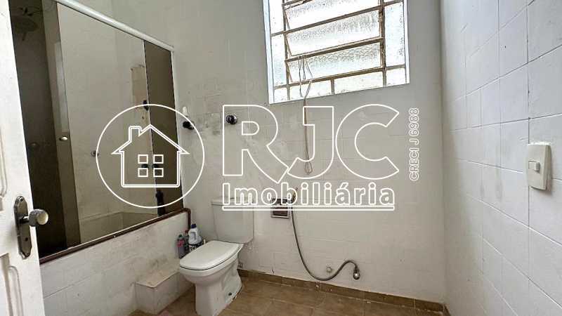 WhatsApp Image 2025-12-04 at 1 - 19