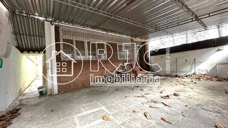 WhatsApp Image 2025-12-04 at 1 - 30