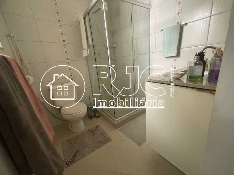 3222042F-2055-4DEE-A54D-4F17F9 - 17