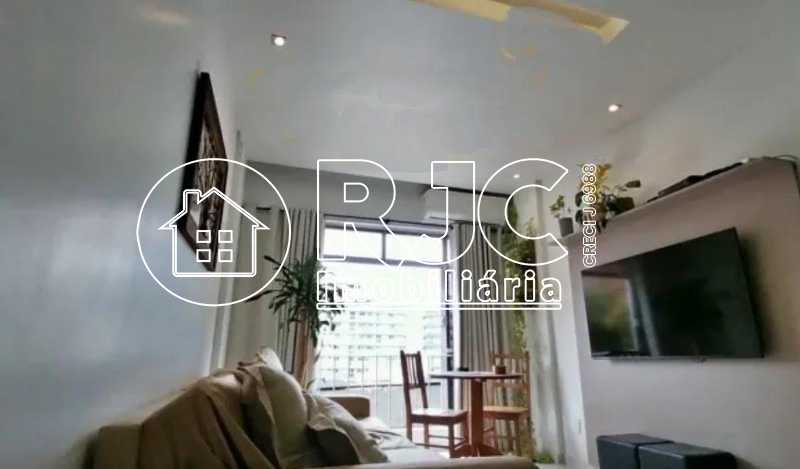 PHOTO-2025-12-05-14-29-55_2 - 6