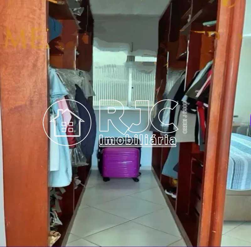 PHOTO-2025-12-05-14-29-56_2 - 9