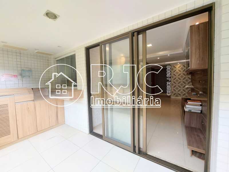 20251209_105228~2 - 21