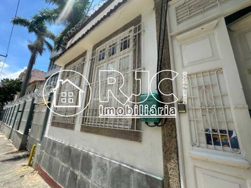 WhatsApp Image 2025-12-16 at 1 - 3