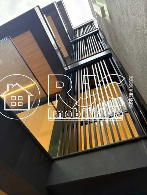 Screenshot_20260121_130000_Wha - 8