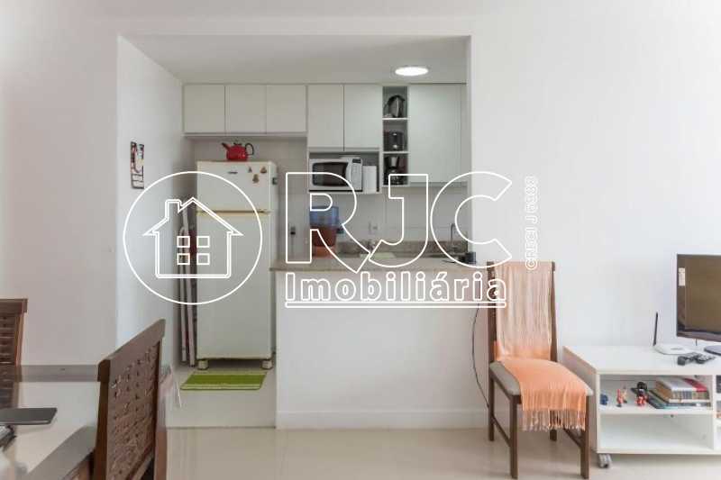 Conheça 7 do imóvel - Apartamento à venda Rua do Bispo, Tijuca, Rio de Janeiro - R$ 600.000 - MBAP28873 - 8 7 - 8