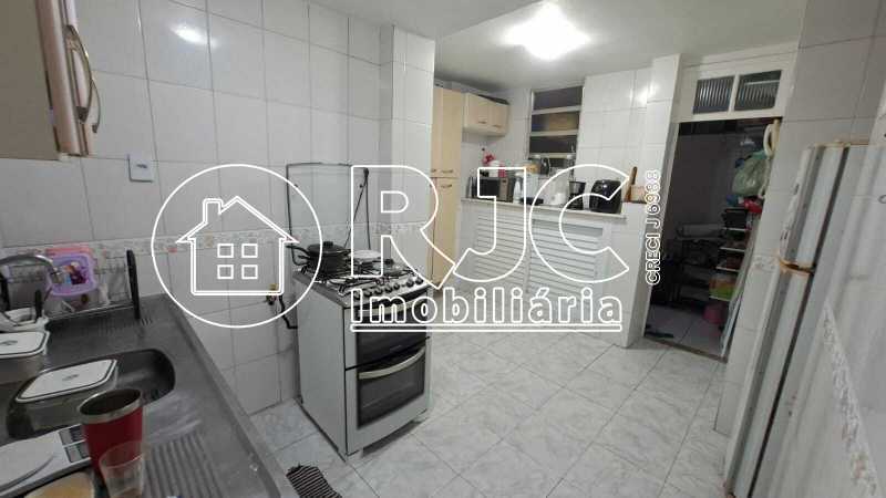 Conheça 13 do imóvel - Apartamento à venda Rua Uruguai, Tijuca, Rio de Janeiro - R$ 380.000 - MBAP28883 - 13 13 - 13