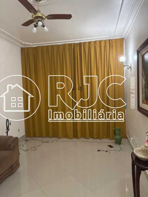 Conheça 02 do imóvel - Apartamento à venda Avenida Prado Júnior, Copacabana, Rio de Janeiro - R$ 999.000 - MBAP28884 - 2 02 - 2