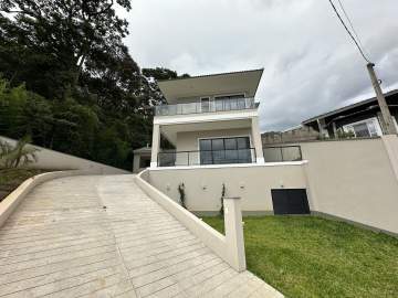 Imperdível - Casa em Condomínio à venda Estrada Diógenes Pedro da Costa, Vargem Grande, Teresópolis - R$ 1.680.000 - MBCN40060