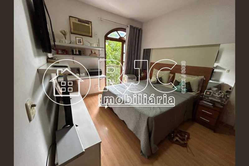 original895066644-387.65534729 - 6