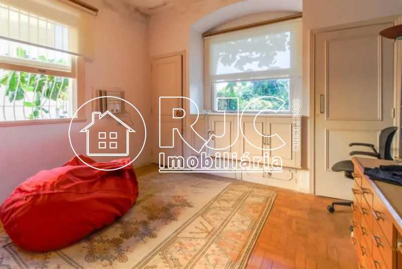 casa-com-3-quartos-a-venda-320 - 12