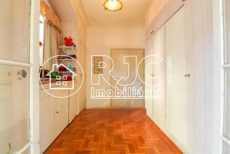 casa-com-3-quartos-a-venda-320 - 21