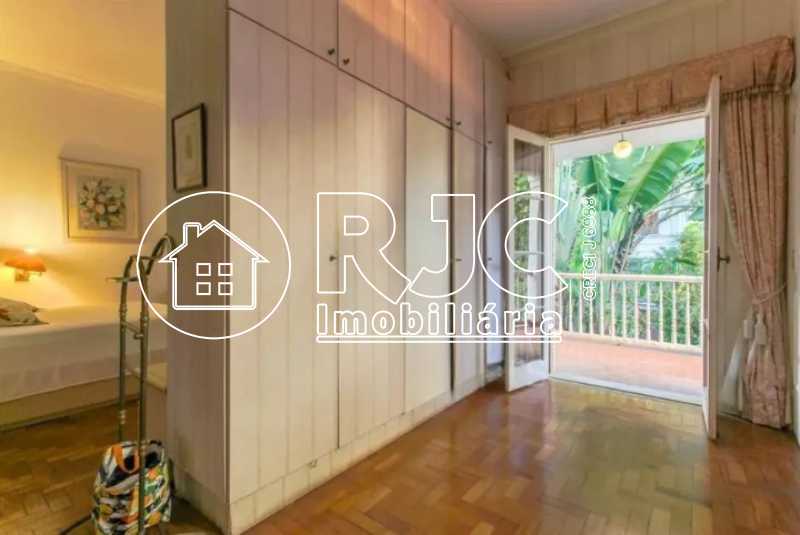 casa-com-3-quartos-a-venda-320 - 22
