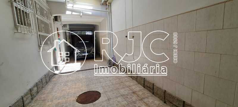 WhatsApp Image 2026-04-07 at 1 - 30