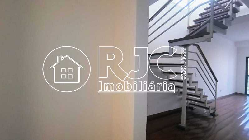 3e0bdae6-a563-431e-9c2e-37c049 - 3