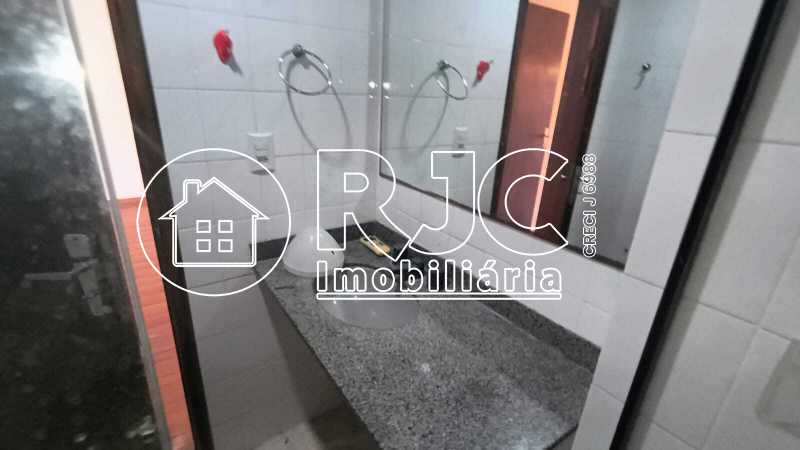 d6365607-b97e-43a3-9b4f-8bde58 - 18