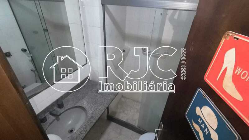 dfabf5a0-3196-4b44-b0dc-5da04f - 21