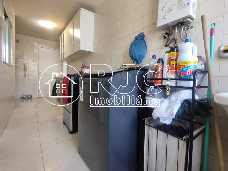 018. - 18