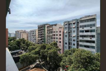 Ótima localização - Apartamento à venda Rua São Francisco Xavier, Tijuca, Rio de Janeiro - R$ 690.000 - MBAP11734