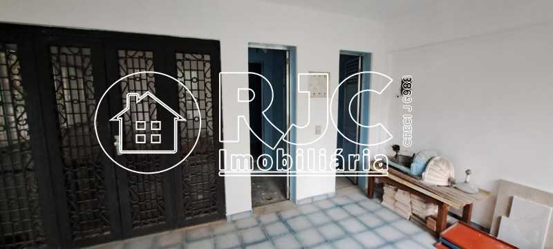 WhatsApp Image 2025-06-06 at 2 - 17