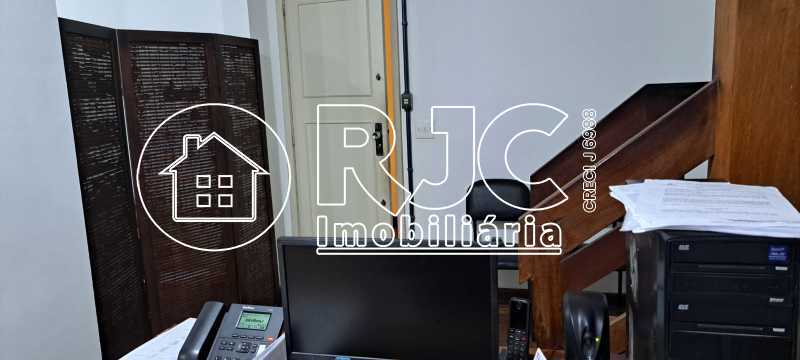 WhatsApp Image 2025-06-06 at 2 - 30