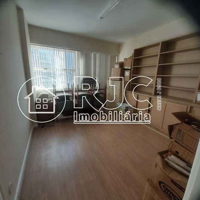 Conheça WhatsApp Image 2026-04-29 at 1 do imóvel - Sala Comercial 65m² à venda Avenida Almirante Barroso, Centro, Rio de Janeiro - R$ 300.000 - TISL00073 - 6 WhatsApp Image 2026-04-29 at 1 - 6