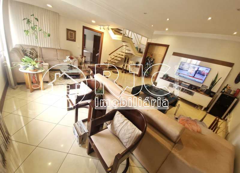 Conheça 3 do imóvel - Cobertura à venda Rua Martins Pena, Tijuca, Rio de Janeiro - R$ 1.600.000 - MBCO40273 - 3 3 - 3
