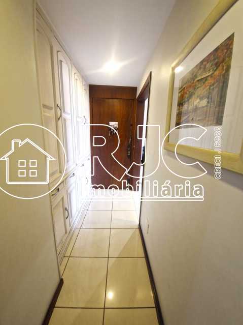 Conheça 17 do imóvel - Cobertura à venda Rua Martins Pena, Tijuca, Rio de Janeiro - R$ 1.600.000 - MBCO40273 - 17 17 - 17
