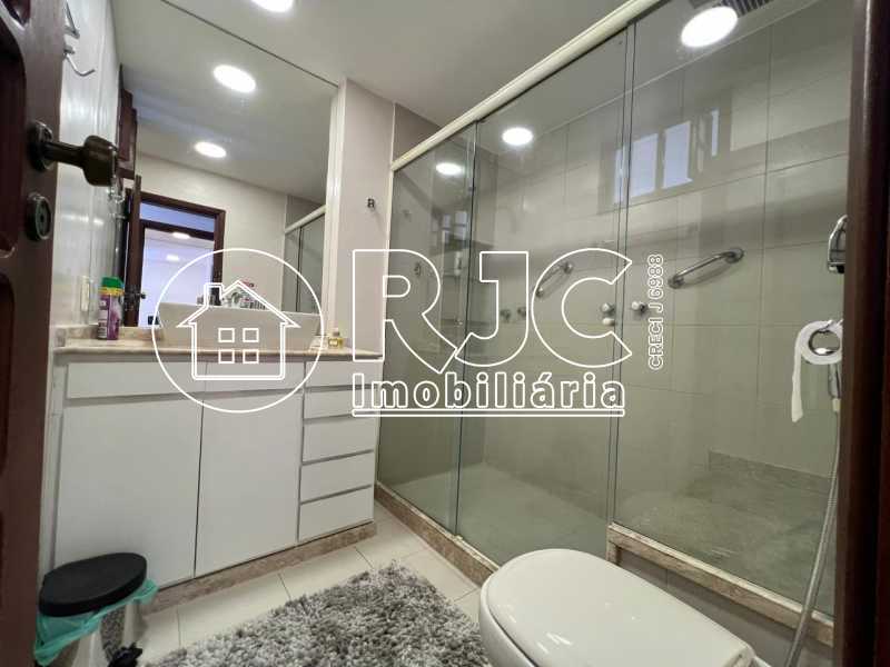 Conheça 11 do imóvel - Apartamento à venda Rua Bolivar, Copacabana, Rio de Janeiro - R$ 1.260.000 - MBAP36174 - 14 11 - 14