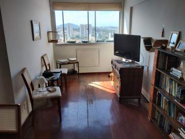 Ótima localização - Apartamento à venda Rua Vinte e Quatro de Maio, Rocha, Rio de Janeiro - R$ 195.000 - MBAP29081